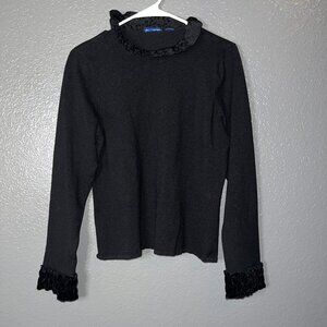 Vintage-Inspired Black Ruffle Trim Cropped Knit Top